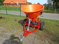 3. Piaskarka posypywarka komunalna drogowa Dexwal PK 550 380 L 600 kg Agrotrak Żurawica.jpg
